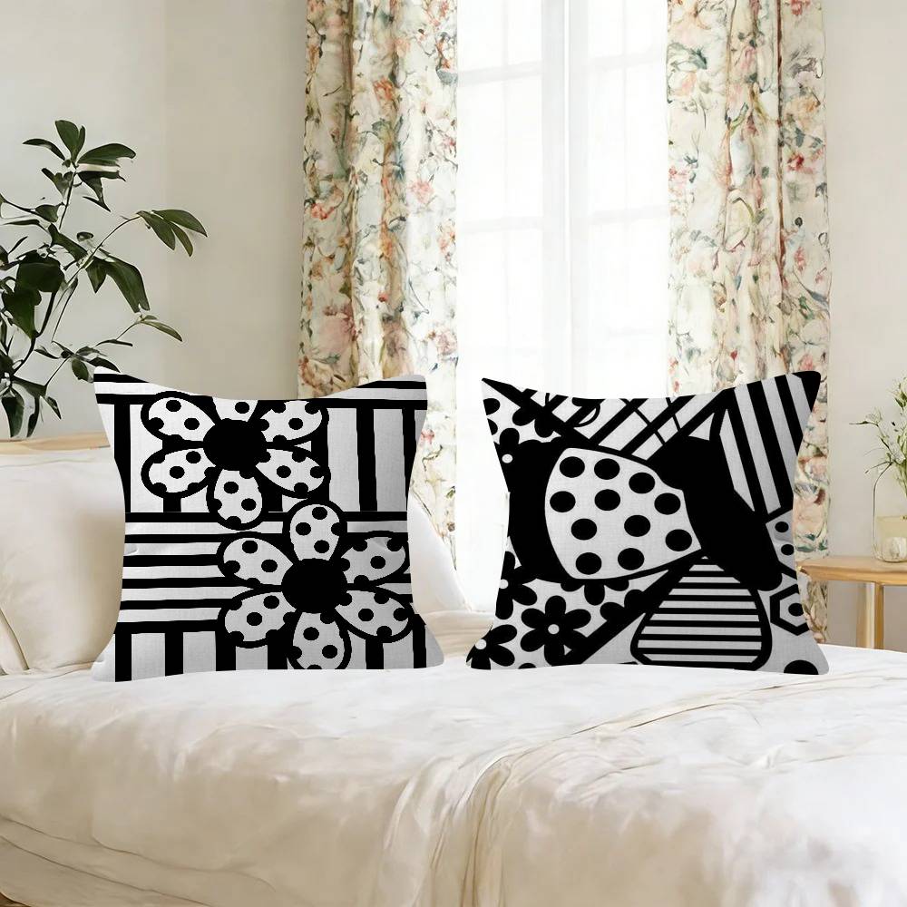 غطاء وسادة أسود بخطوط تجريدية، - مراجعة Home Lines Textiles وسعره