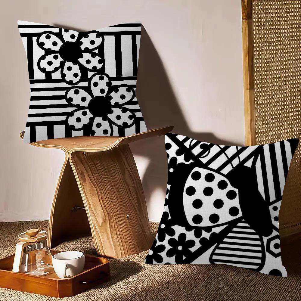 غطاء وسادة أسود بخطوط تجريدية، - مراجعة Home Lines Textiles وسعره