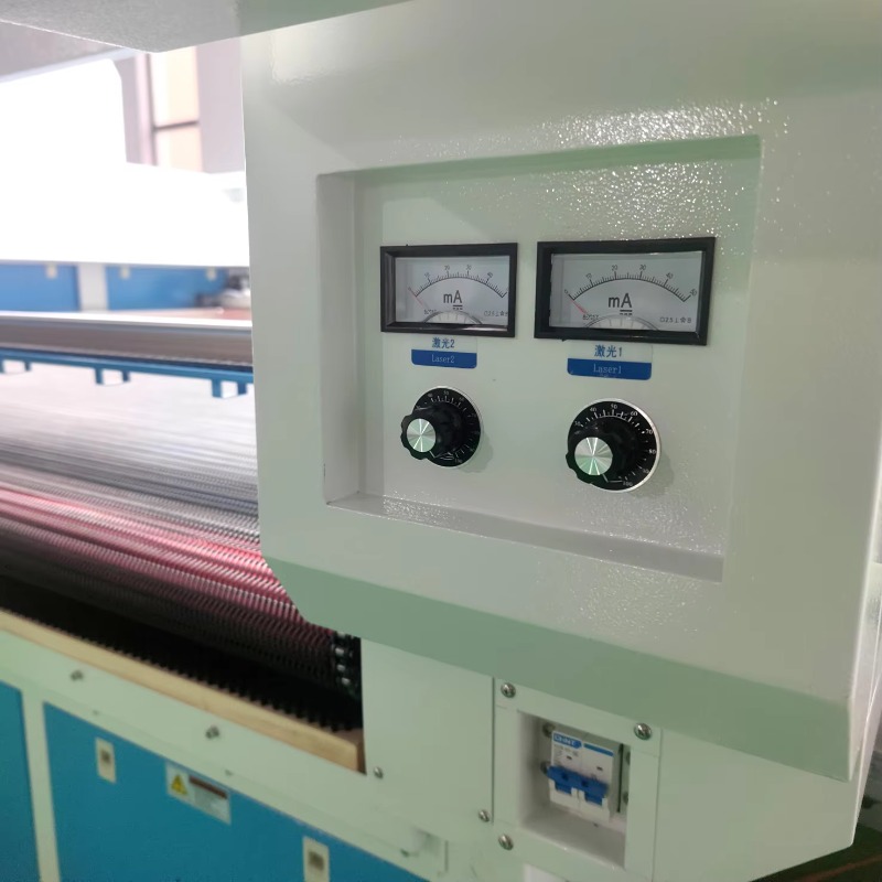 آلة القطع بالليزر ذات الرأس ال - مراجعة Home Textile Industry وسعره